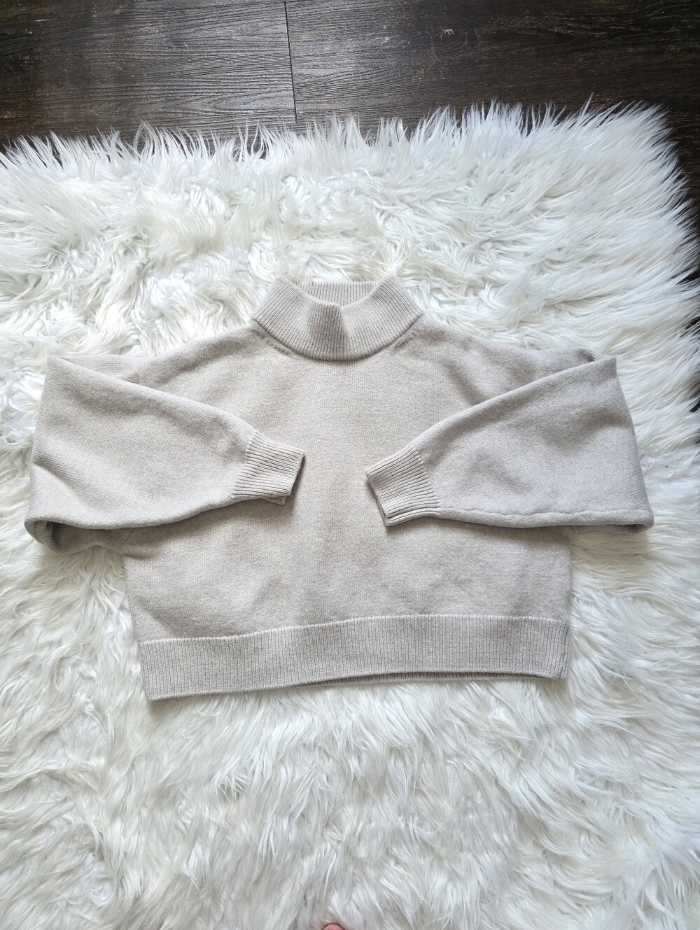 Wilfred Gray Merino Wool Cropped Turtleneck Sweater